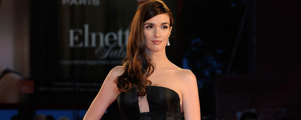 Paz Vega sceglie Giorgio Armani