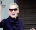 Sharon Stone indossa il cappotto Normaluisa