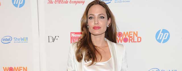 Angelina Joilie sempre più magra vestita Gucci