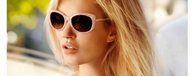 La modella ribelle Kate Moss per Vogue Eyewear