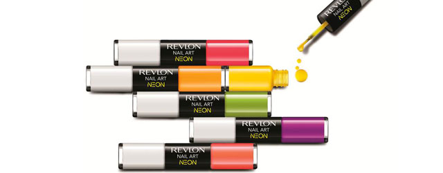 Unghie al neon con Revlon