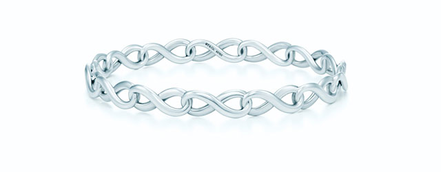 Tiffany & Co. presenta i gioielli per dichiarare l'amore infinito